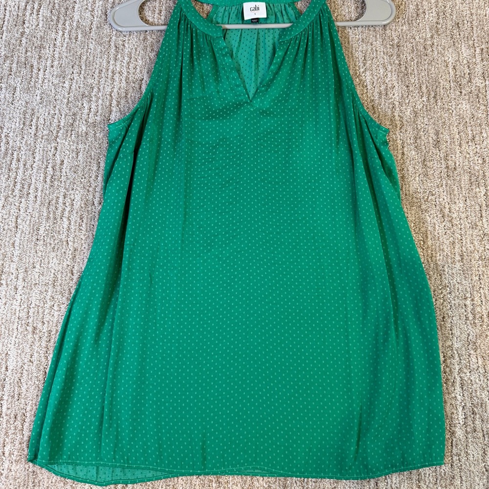 Cabi Green Polka Dot Halter Blouse Sleeveless Split V-Neck Top 5549 Womens Small